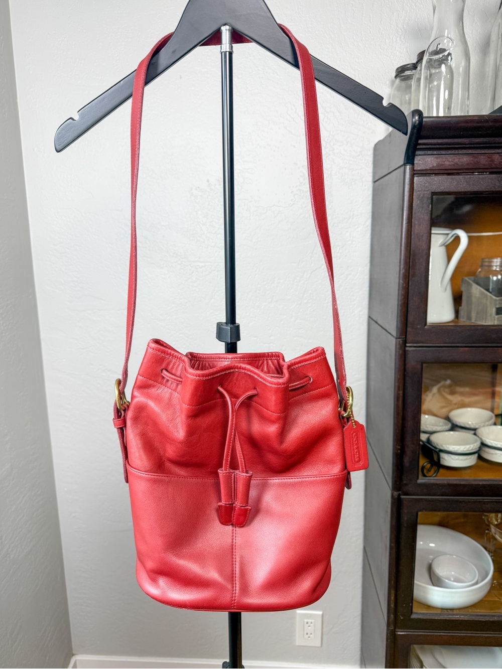 Vintage 1995 Coach Thompson 4151 Red Glove Tanned Leather Bucket Bag USA